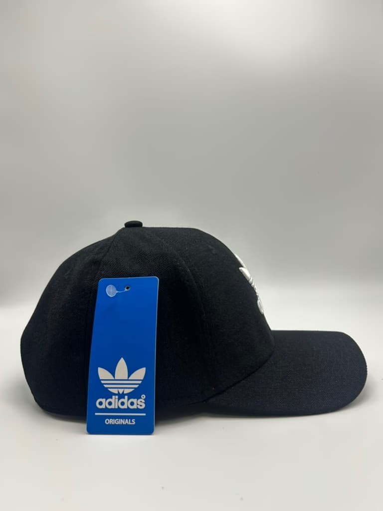 Boné Adidas Preto Branco imagem 2