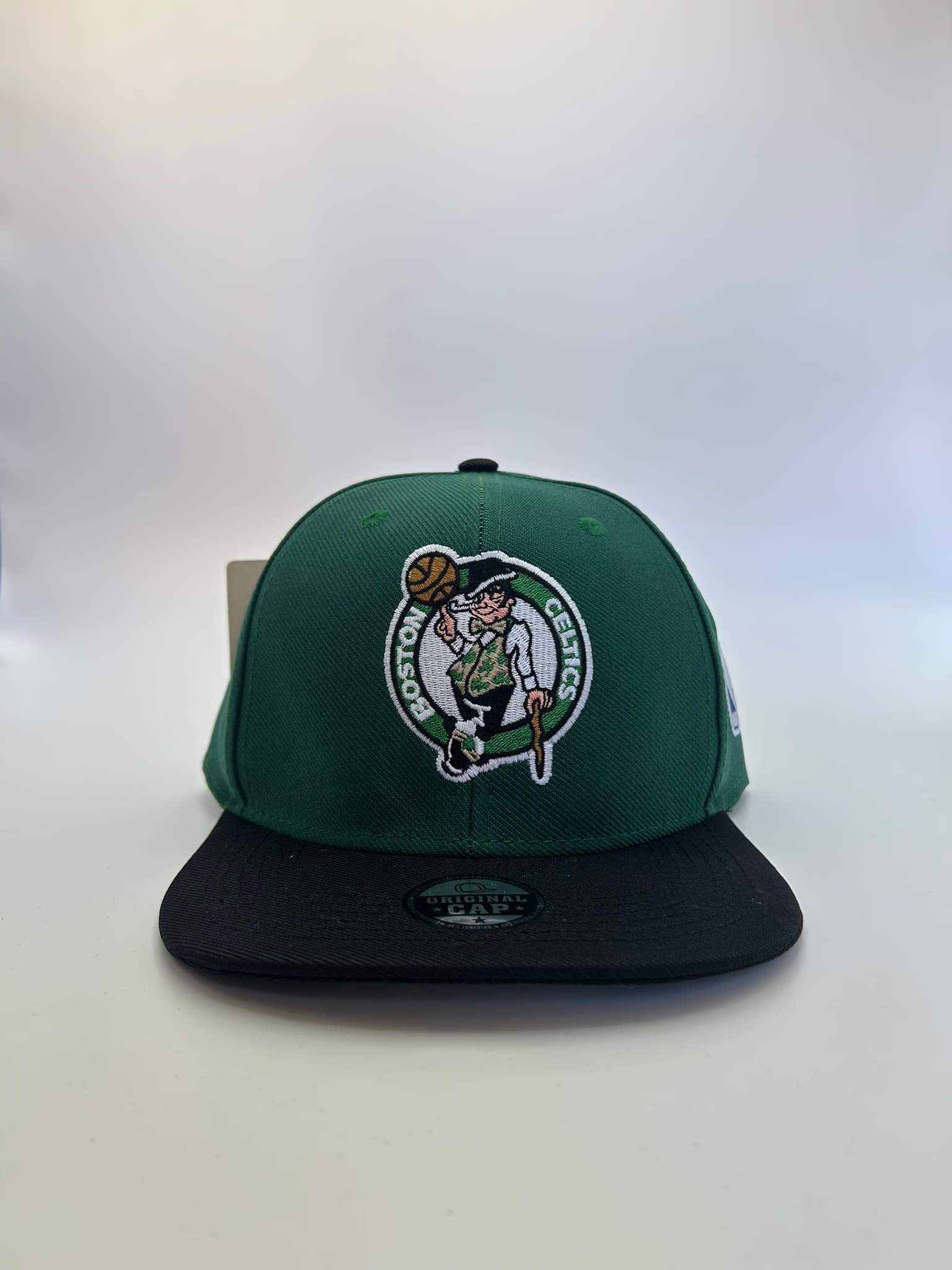 Boné Aba Reta Celtis