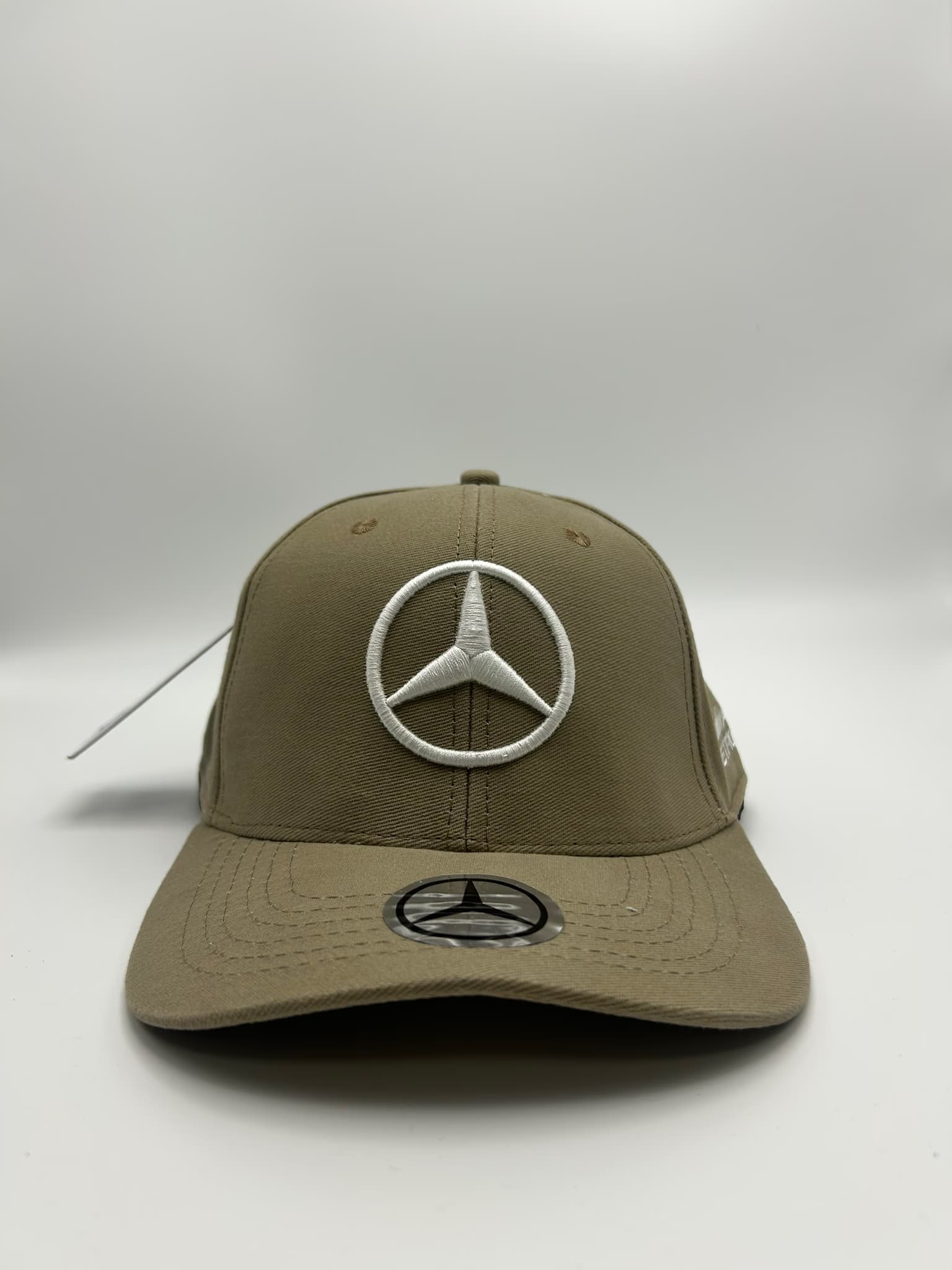 Boné Mercedes Bege aba curva